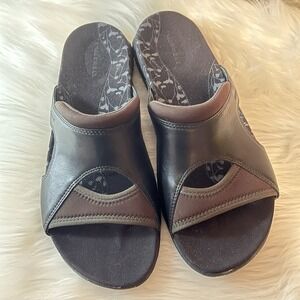 Merrell Women's Palmetto Black  Leather Slide Sandals Sz 8 Comfort Boho